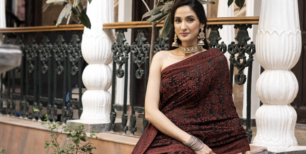 Explore the Timeless Elegance of Kashmiri Embroidery Sarees in Delhi
