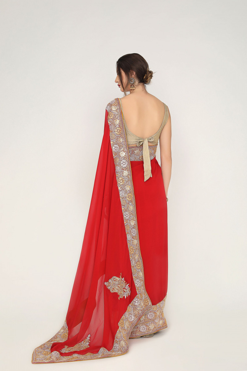 Red Tilla border saree